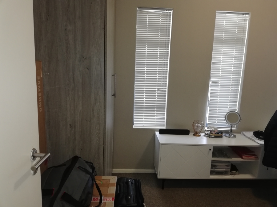 2 Bedroom Property for Sale in Nahoon Valley Park Eastern Cape